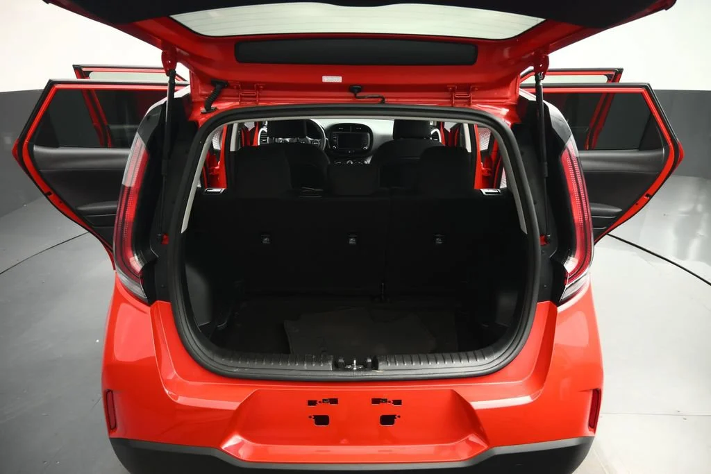Used 2025 Red Kia LX image 63