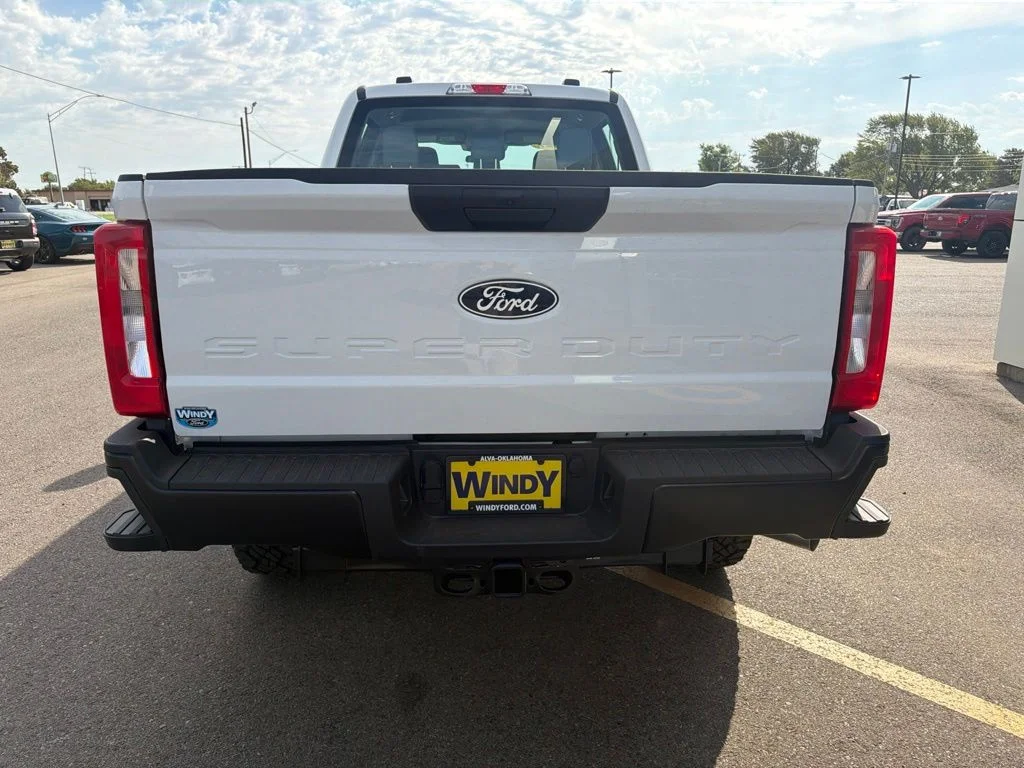 New 2027 Oxford White Ford F-250® XL image 7
