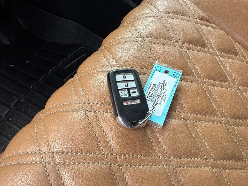 Used 2018  Honda EX image 25