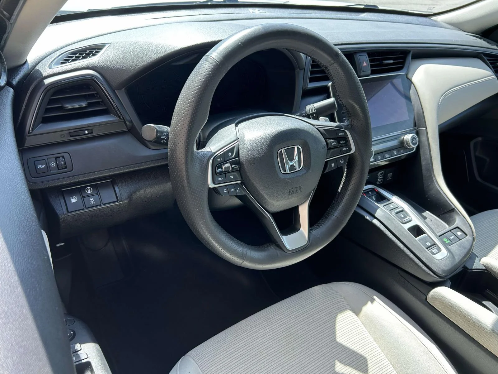 Certified Used 2022 Platinum White Pearl Honda EX image 7