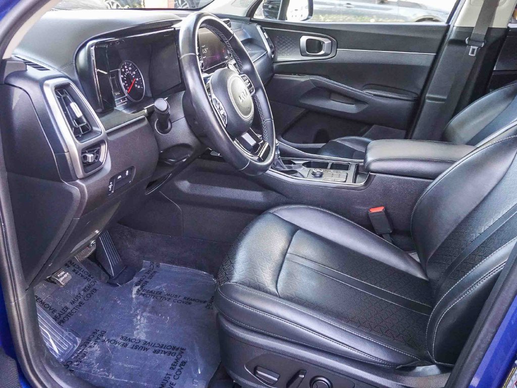 Used 2023 Blue Kia S image 17