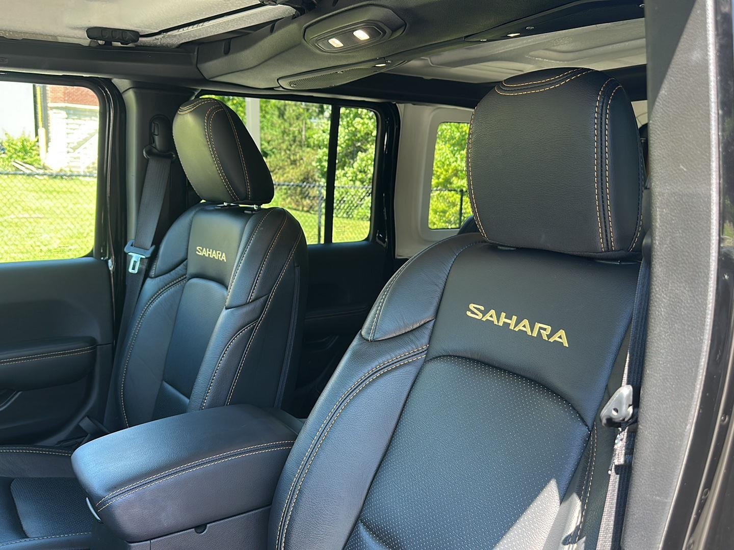 Used 2024 Black Clearcoat Jeep Sahara image 11