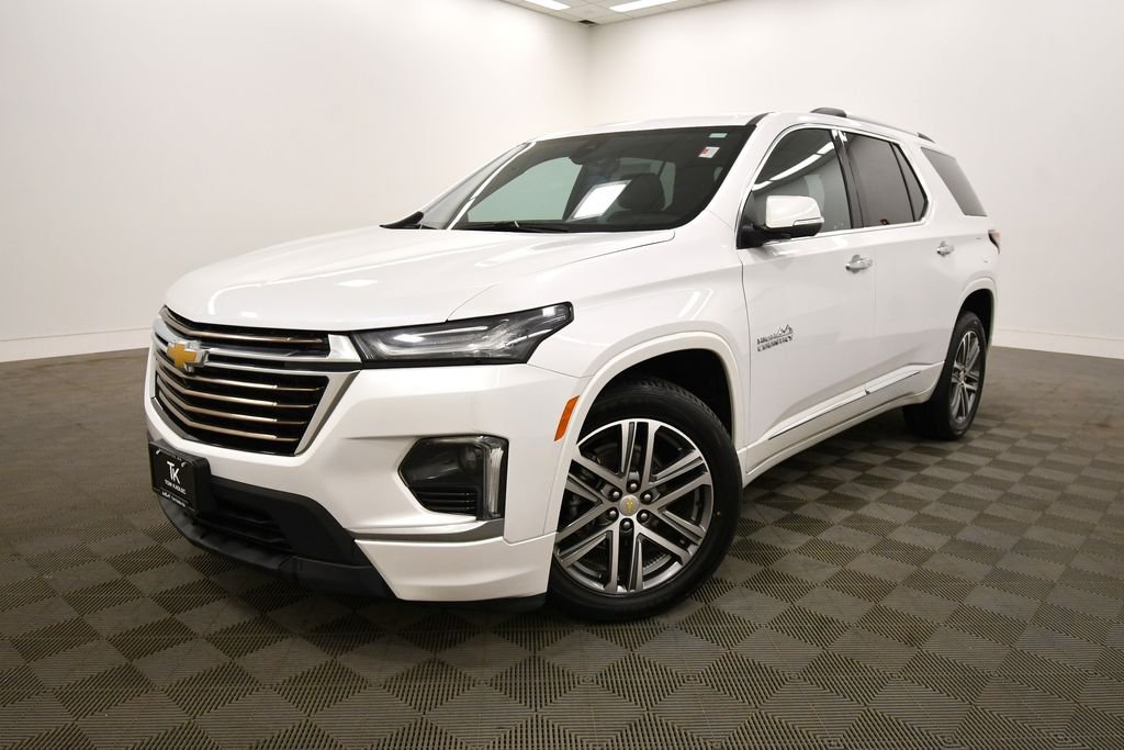 Used 2023 Chevrolet Traverse High Country with VIN 1GNEVNKW4PJ102581 for sale in Rochester, Minnesota