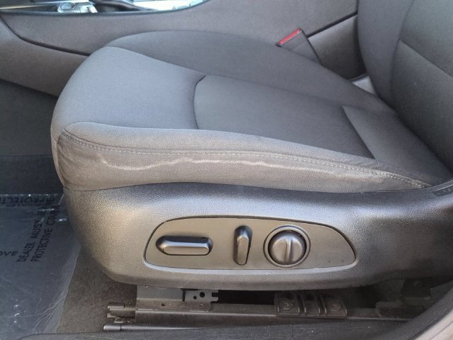 Used 2023 MINERAL GRAY METALLIC Chevrolet LT image 22