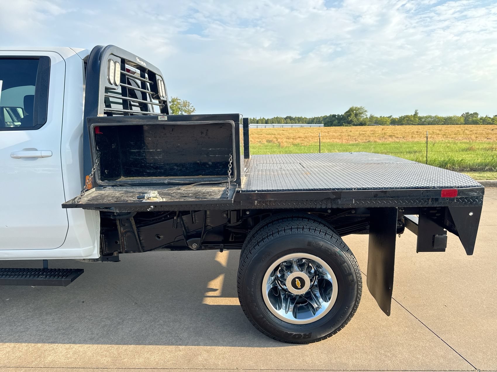 Used 2022 Summit White Chevrolet LT image 20