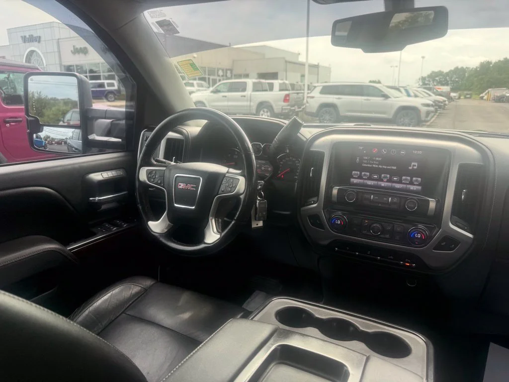Used 2016 Blue GMC SLT image 47