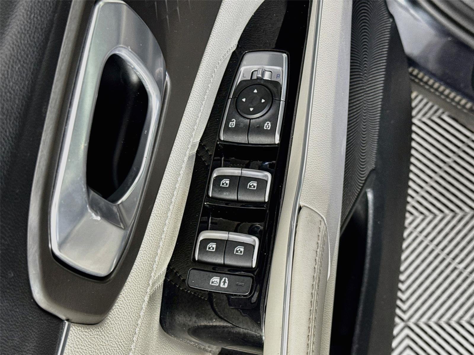 Used 2021 Gravity Gray Kia SX image 20