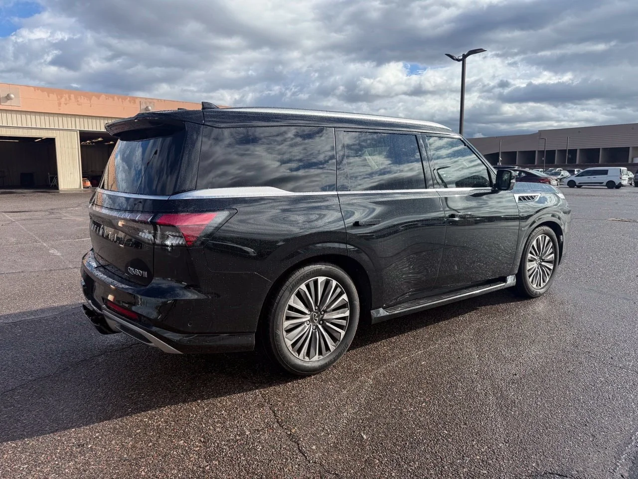 Certified Used 2025 Mineral Black INFINITI Sensory image 5
