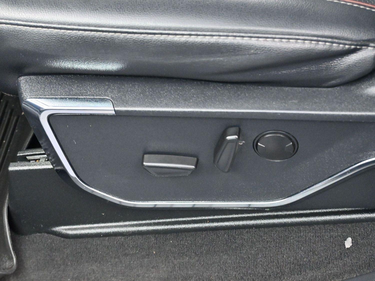 Used 2024 Oxford White Ford LARIAT image 13