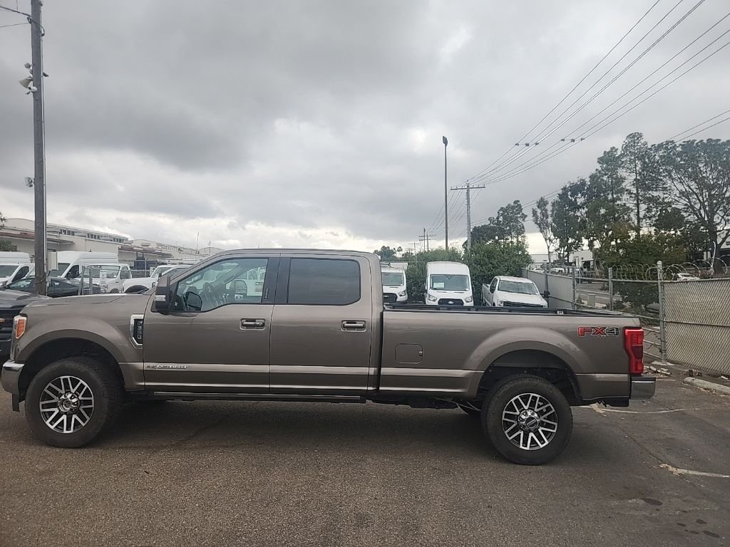 Used 2019 Gray Ford Lariat image 9