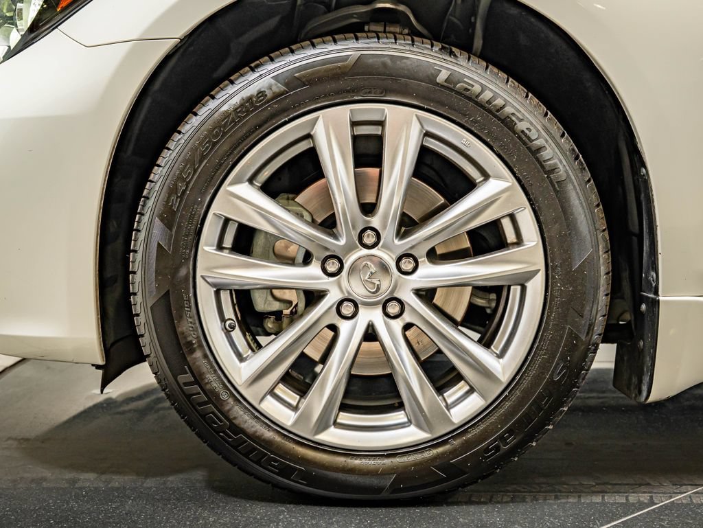 Used 2015 Moonlight White INFINITI 3.7X image 13