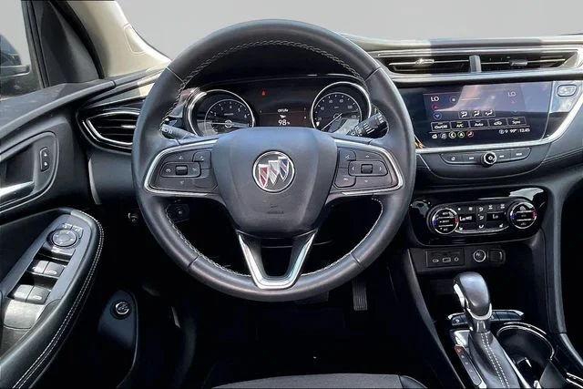 Used 2022 Black Buick Select image 5