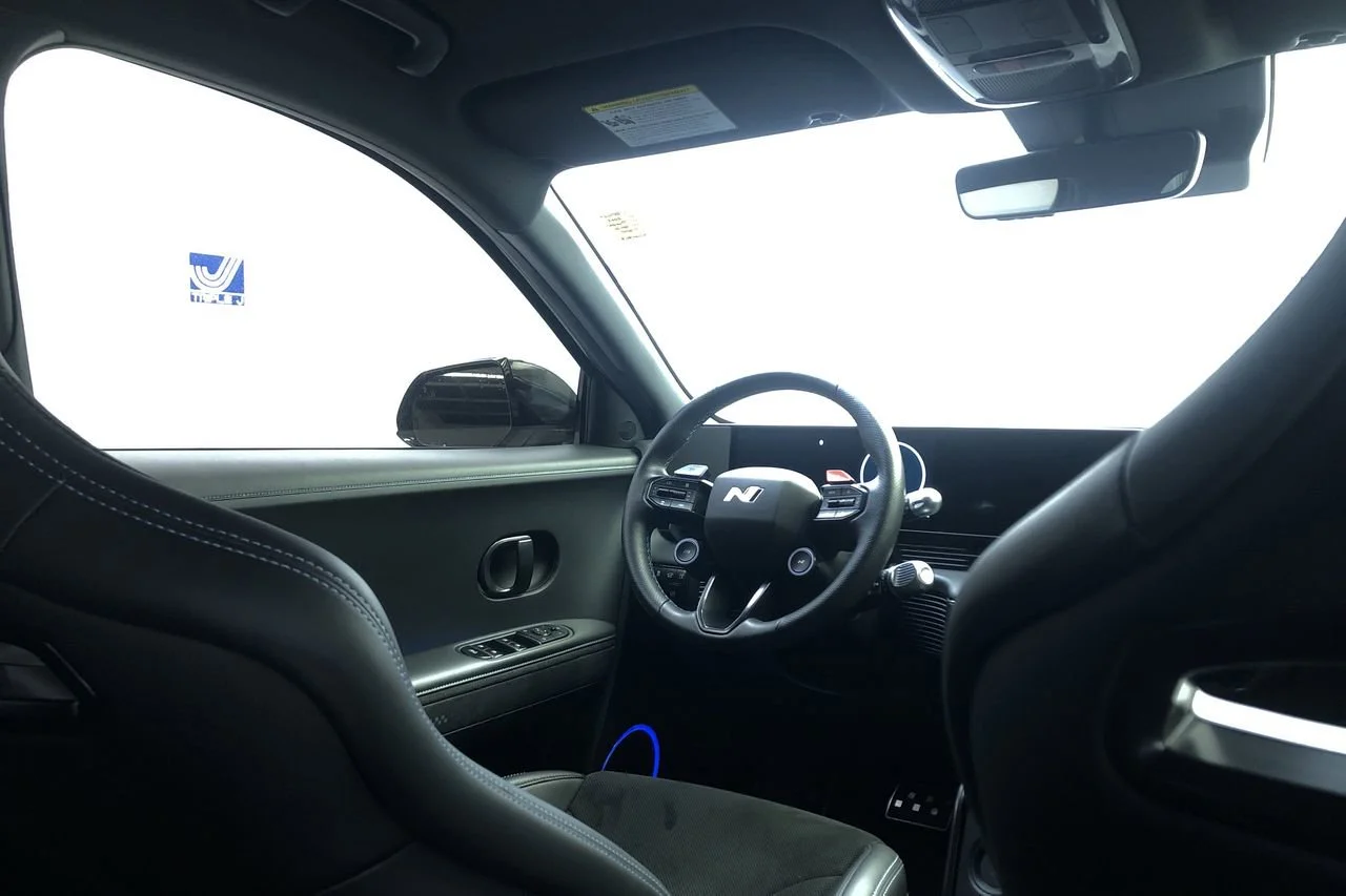 Used 2025 Ecotronic Gray Hyundai  image 17