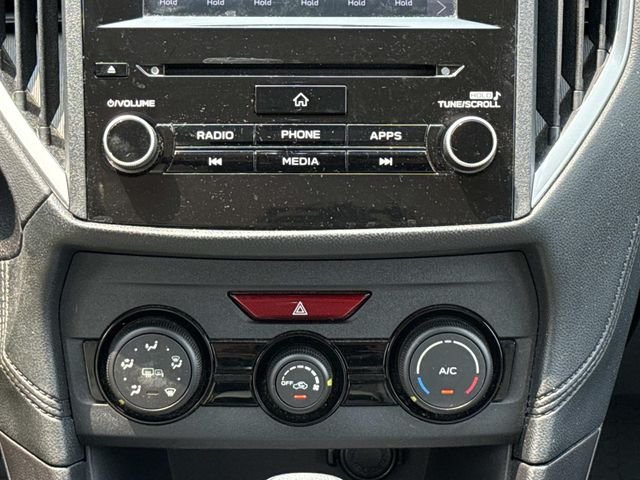 Used 2019 White Subaru 2.0i Premium image 18