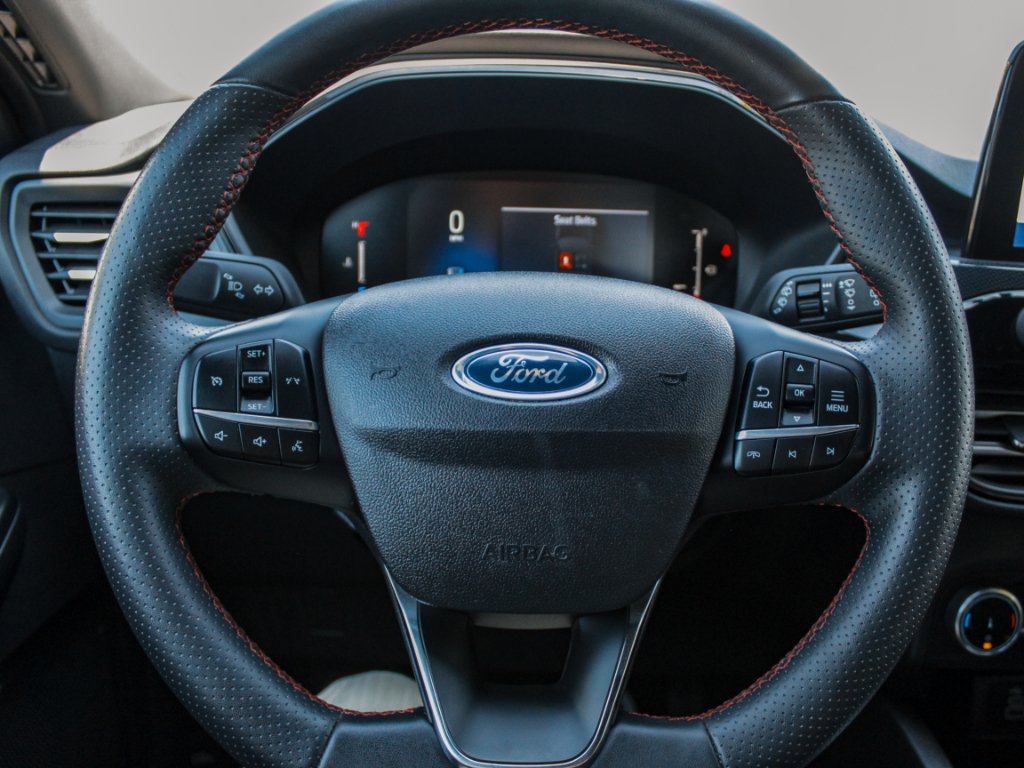Used 2025 Vapor Blue Metallic Ford ST Line image 11