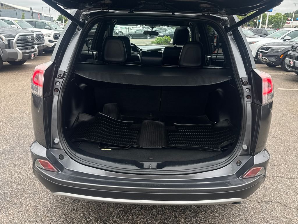 Used 2016 Gray Toyota SE image 7