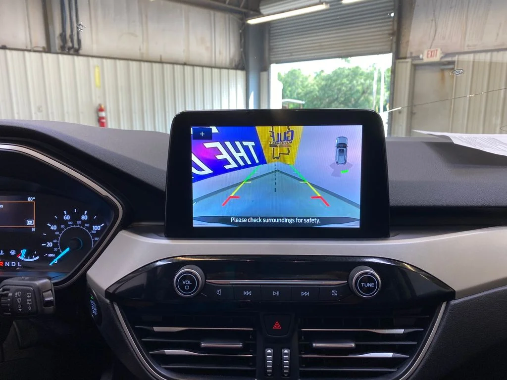 Used 2022 White Ford SEL image 40