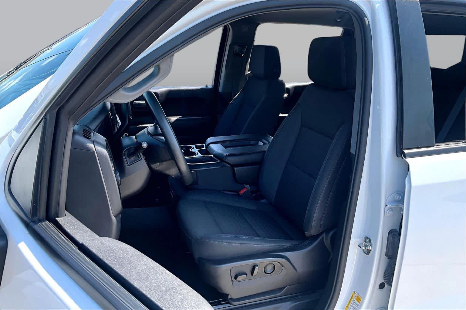 Used 2024 Summit White Chevrolet Custom image 8