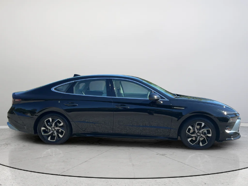 2024 Hyundai Sonata SEL - Photo 9