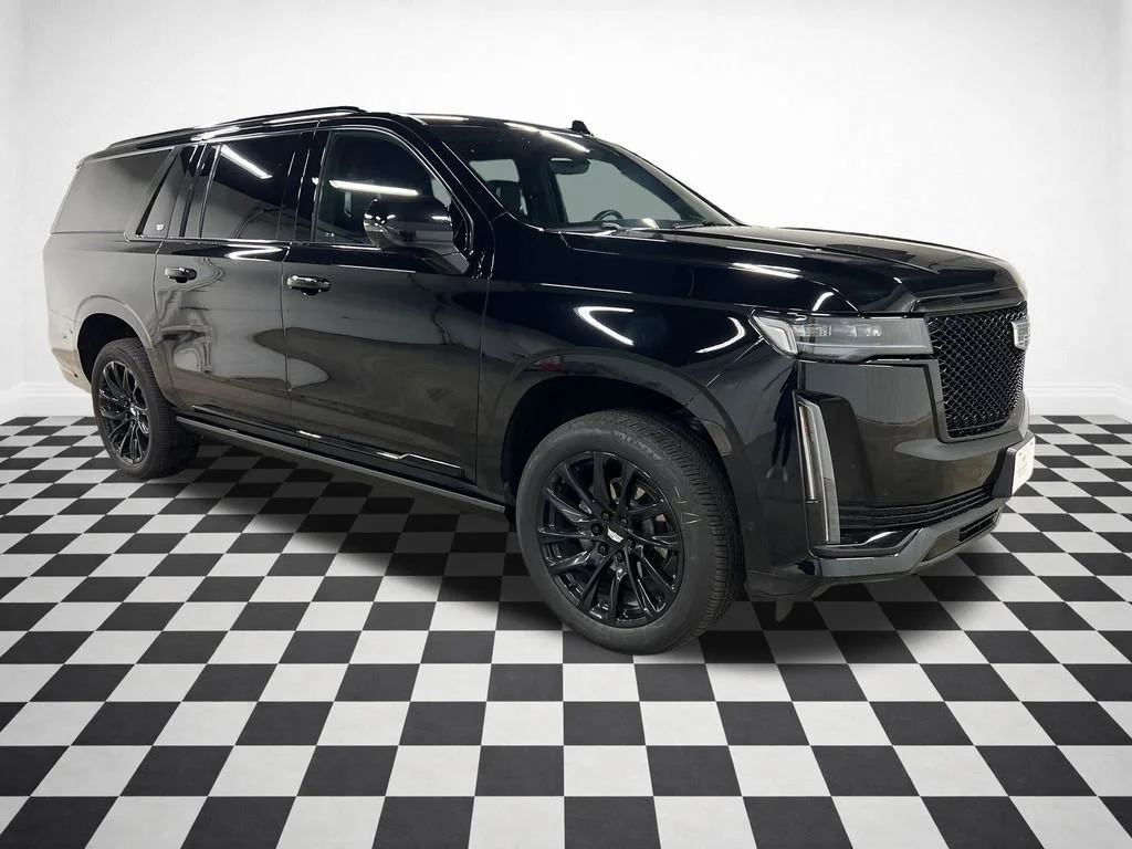 2024 Cadillac Escalade ESV 4WD Sport Platinum's photo
