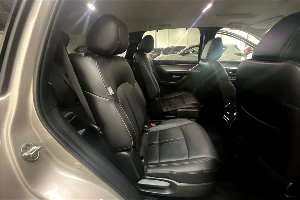 Used 2024 Silver Mazda 3.3 Turbo Preferred Plus image 27