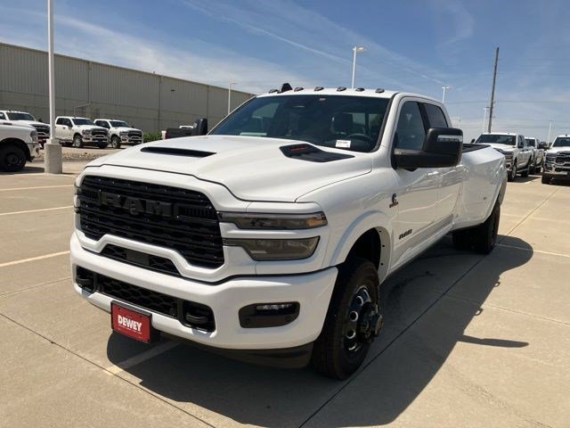 New 2026 Bright White Clear-Coat Exterior Paint RAM Limited image 3