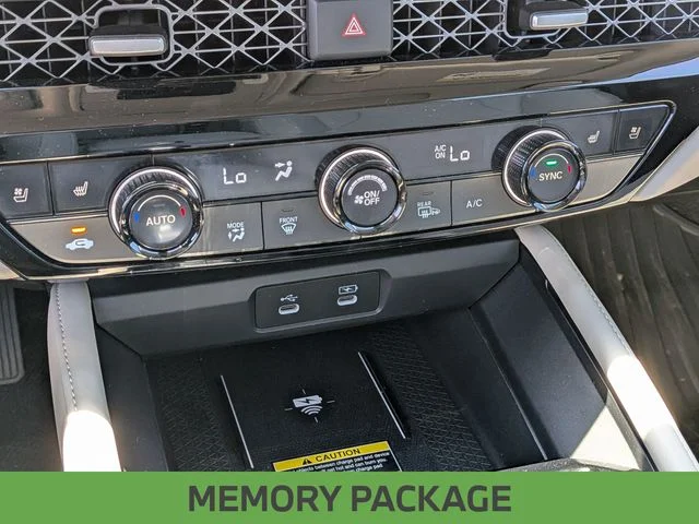 Used 2023 White Honda Touring image 20
