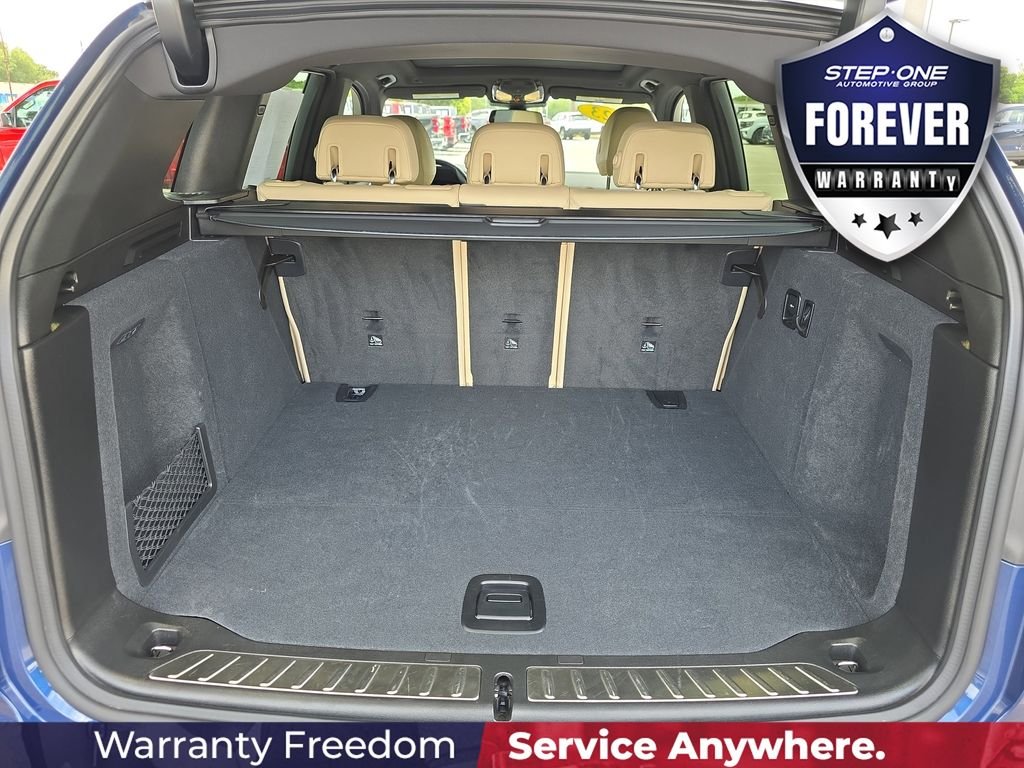 Used 2023 Blue BMW sDrive30i image 33