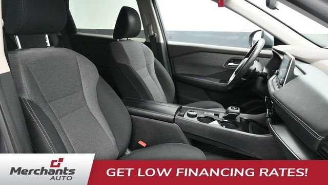 Used 2022 Gray Nissan SV image 10
