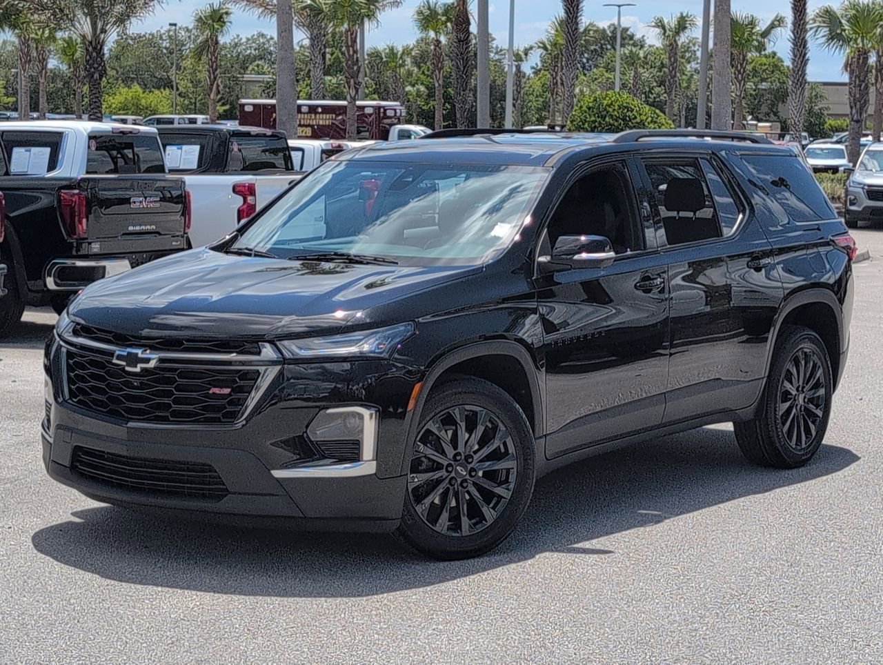 2023 Chevrolet Traverse FWD RS's photo