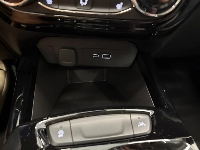 2026 Chevrolet Trax LT - Photo 29