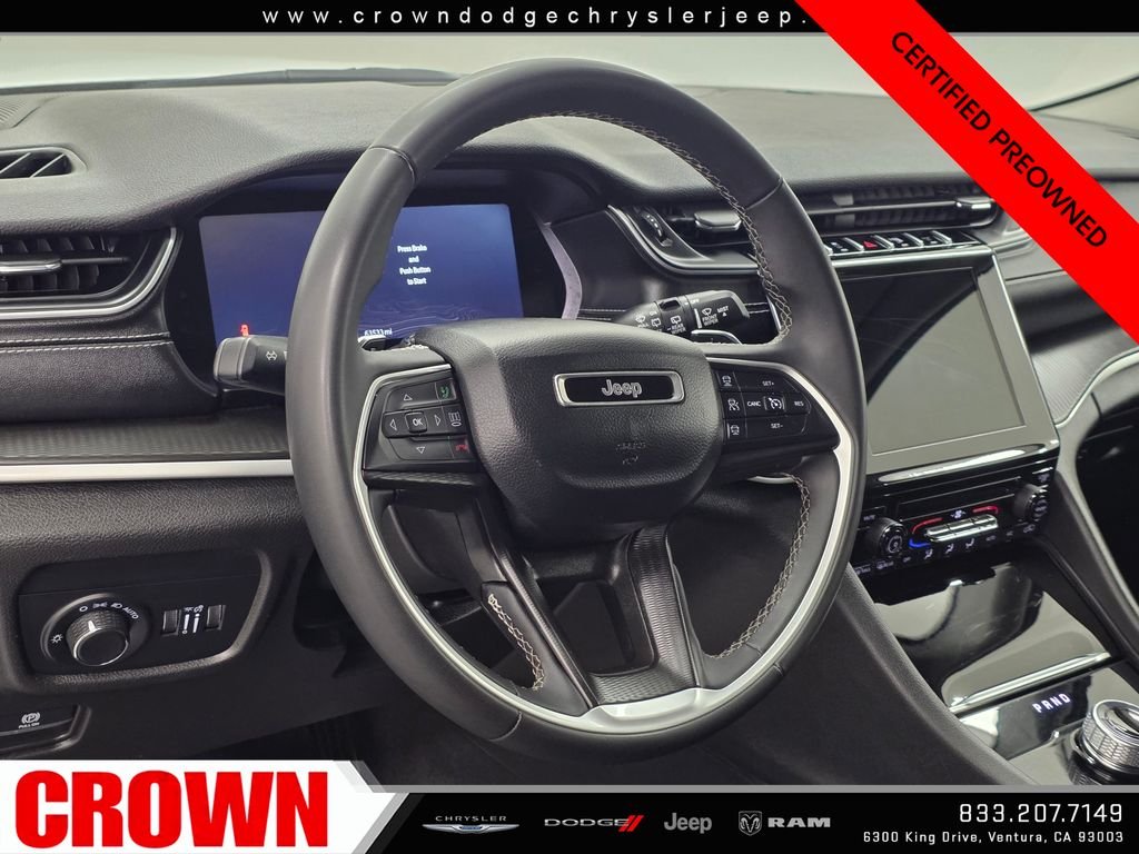 Used 2024 White Jeep Laredo image 22