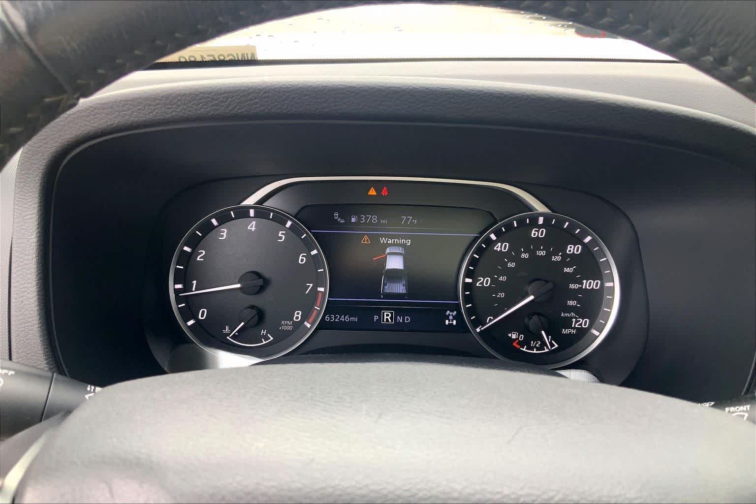 Used 2022 Glacier White Nissan SV image 25