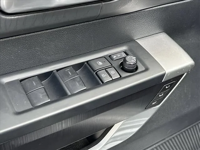 2023 Toyota Sequoia Platinum - Photo 22