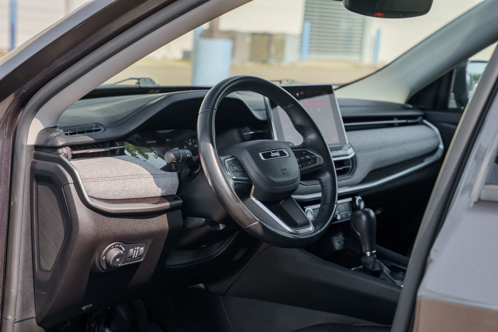2022 Jeep Compass Latitude Lux - Photo 18