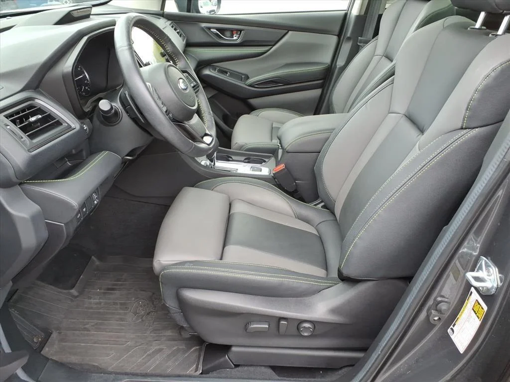 Used 2024 Magnetite Gray Metallic Subaru Onyx Edition Limited image 12