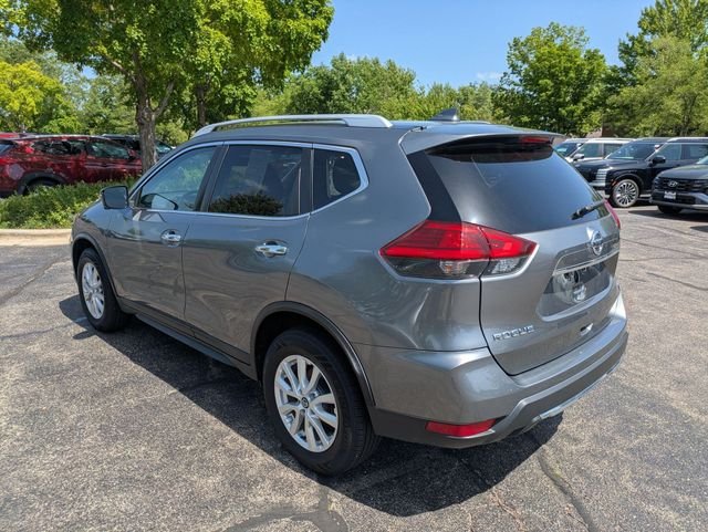 Used 2017 Gray Nissan SV image 5