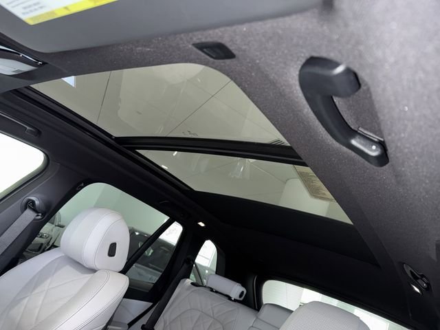 New 2026 Alpine White BMW sDrive40i image 22