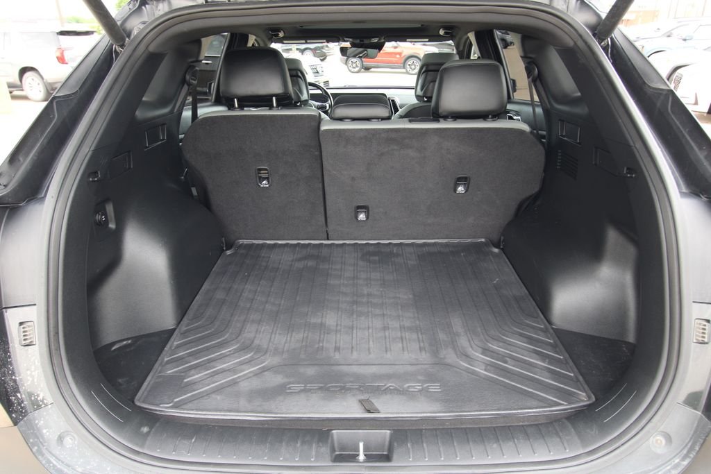 Used 2023 Black Kia X-Line image 14