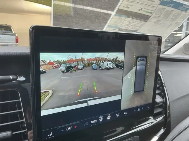 New 2026 Oxford White Ford XLT image 23
