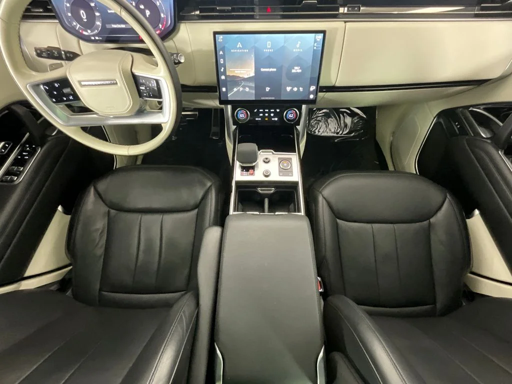 Certified Used 2023 Gray Land Rover SE image 14