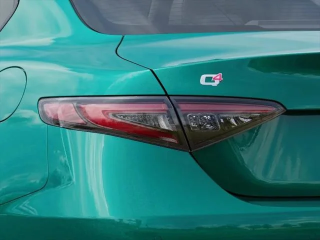 New 2025 Verde (Green) Fangio MetallicExterior Paint Alfa Romeo  image 59