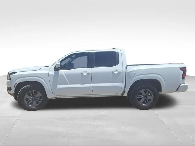 Used 2025 White Nissan SV image 5