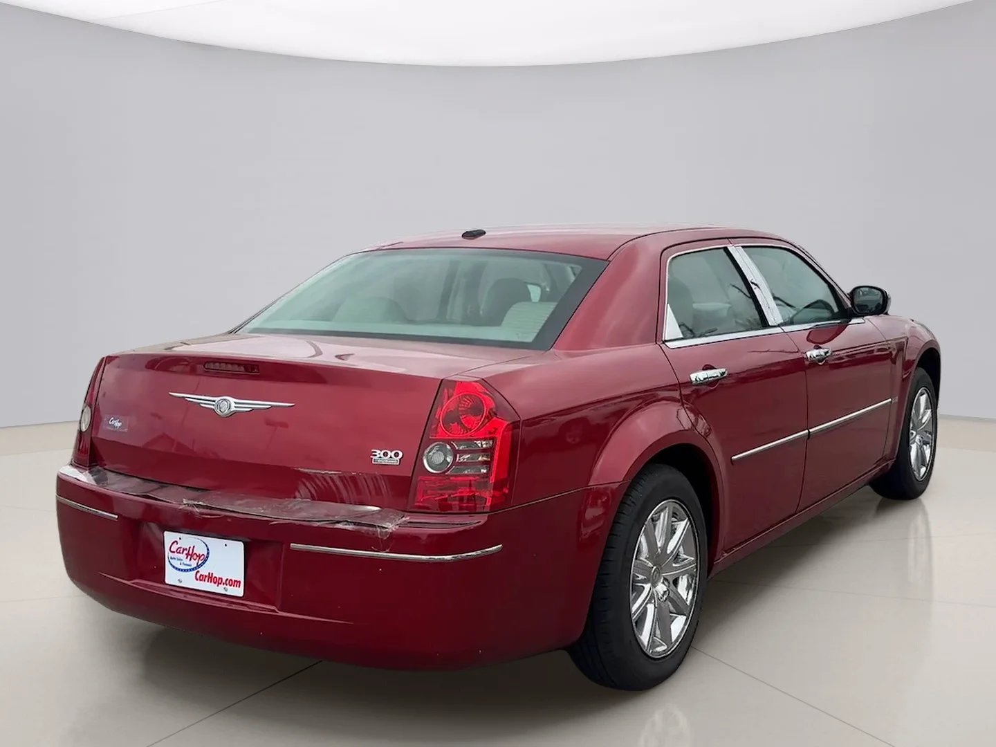 Used 2009 Red Chrysler TOURING image 5