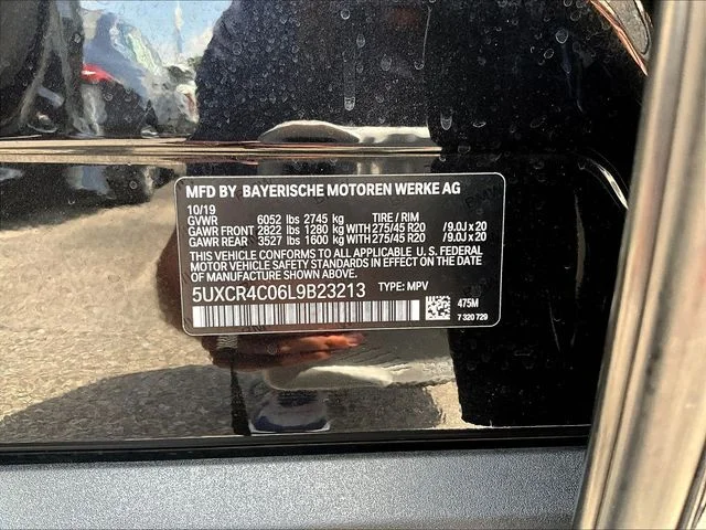 Used 2020 Black BMW sDrive40i image 9