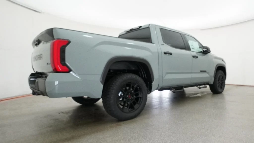New 2026 Lunar Rock Toyota SR5 image 17