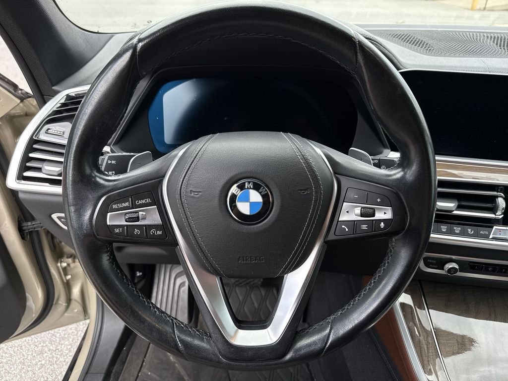Used 2019 Sunstone Metallic BMW xDrive40i image 14