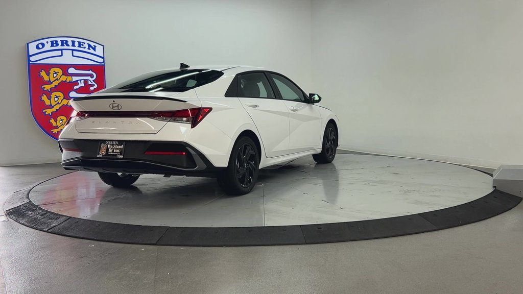 Used 2026 White Hyundai SEL Sport image 6