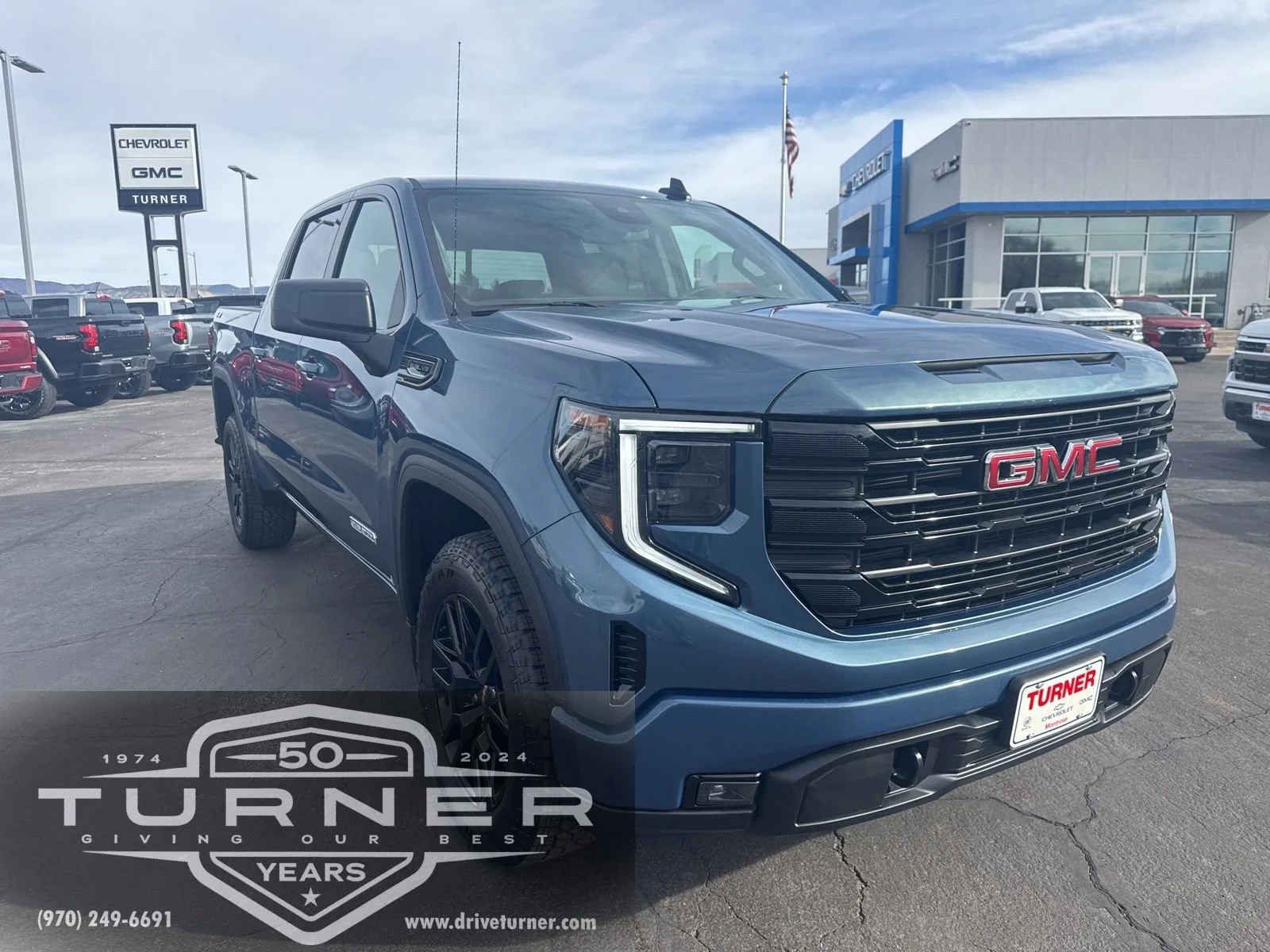 2026 GMC Sierra 4WD Crew Cab Short Box Elevation's photo