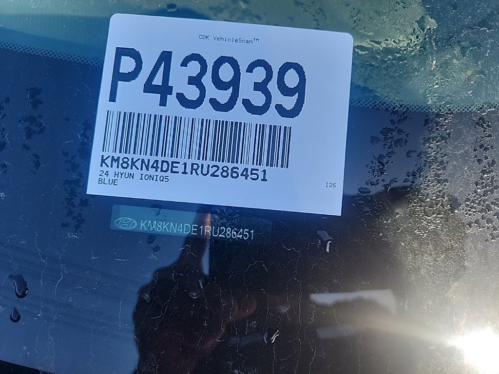 Used 2024 Blue Hyundai SEL image 4